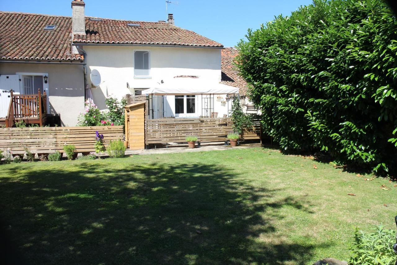 Belle Vue Villa Le Dorat Exterior photo